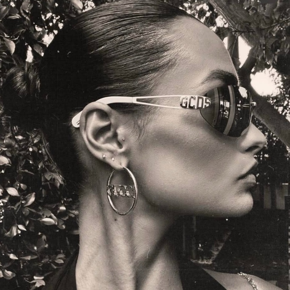GCDS oval sunglasses